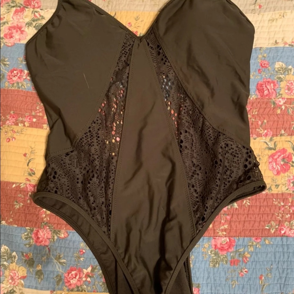 one piece bathing suit